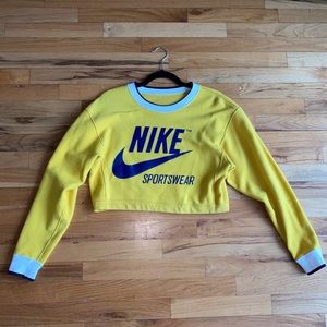 Nike Reversible Cropped Sweatshirt